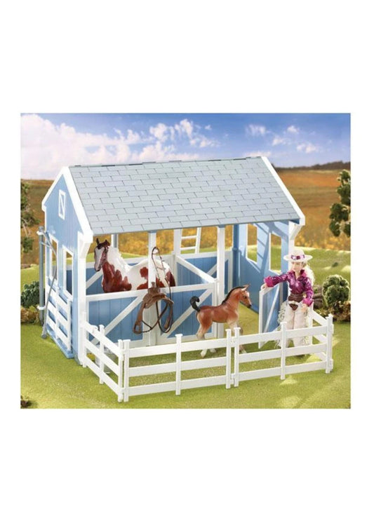 Breyer Classics Country Stable