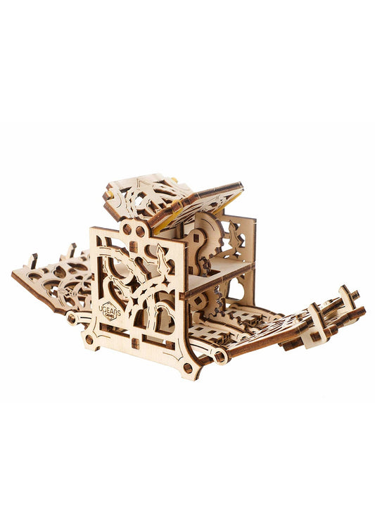 UGEARS Dice Keeper